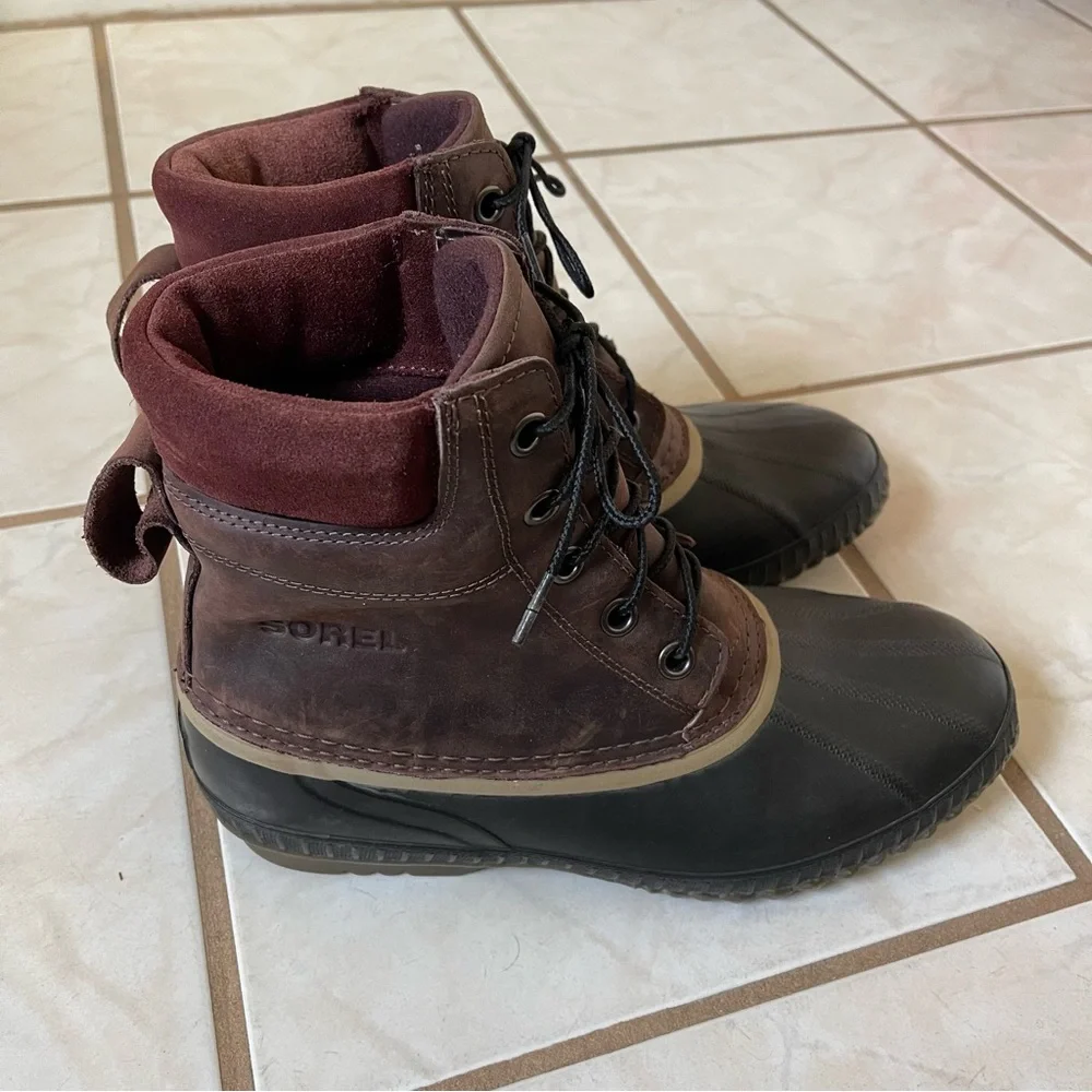 SOREL Men's Cheyanne II Waterproof Insulated Winter Boot in Brown and Black